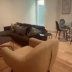Brand New Spacious 3 Bed City Apartment With Terrace In Shoreditch
