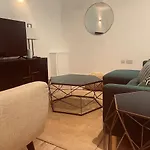 Brand New Spacious 3 Bed City Apartment With Terrace In Shoreditch